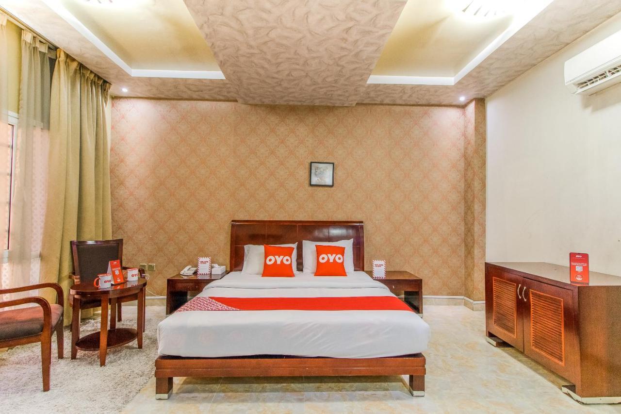 Oyo 109 Al Thabit Modern Hotel Apartment Hayl Al 'Umayr Exterior photo