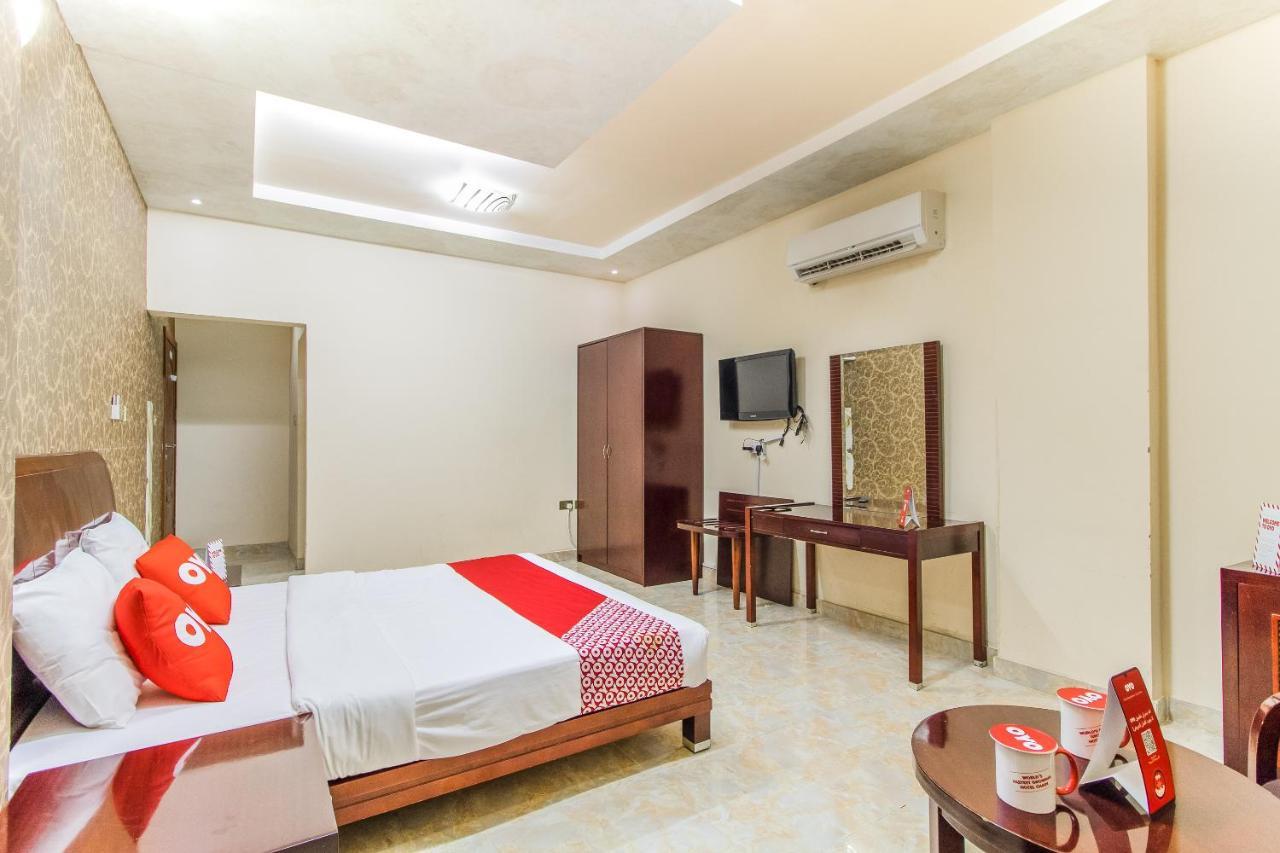 Oyo 109 Al Thabit Modern Hotel Apartment Hayl Al 'Umayr Exterior photo